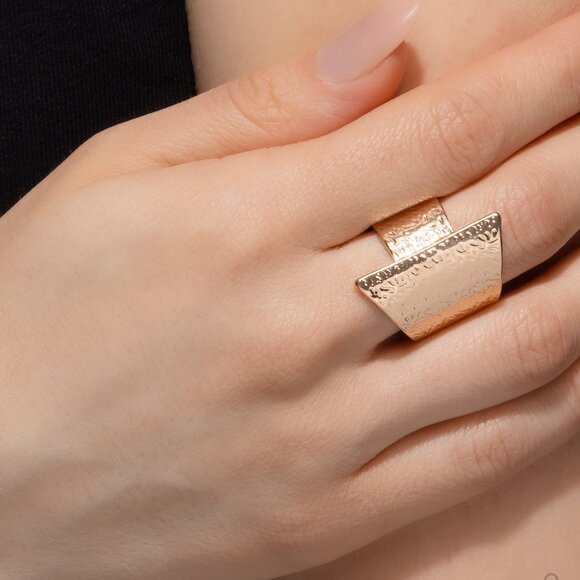 paparazzi Jewelry - Metallic Shade - Gold Ring